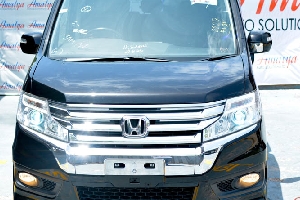 2015 Honda StepWagon 